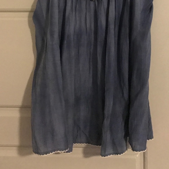 Lightweight thin strap tank - Picture 2 of 2